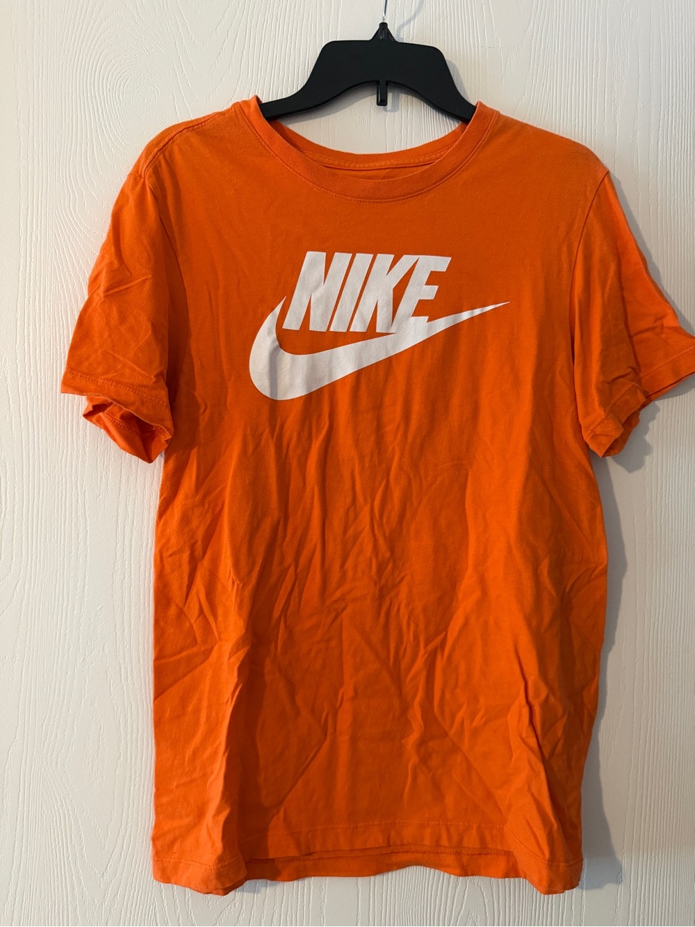 Men’s Nike Logo Crew Neck Casual Sports Tee Shirt Orange Size S